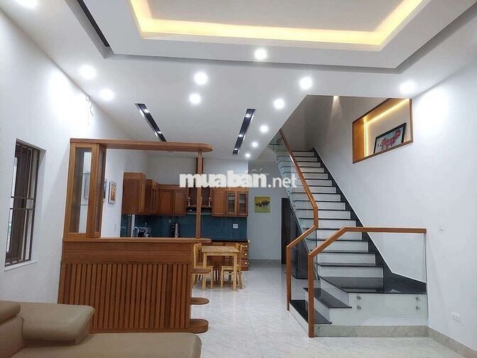 Cho thuê nhà 3 tầng mt an hải ,sơn trà
