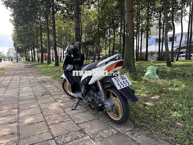 Click biển số Vip