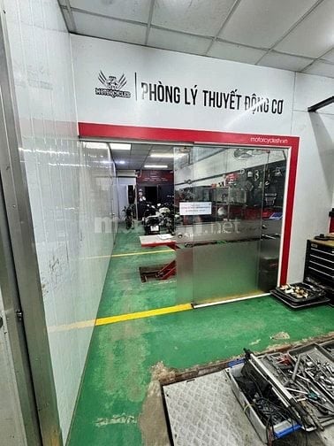 Cho thuê kho 300m2 đường Phạm Hùng, Bình Chánh , container vào tận nơi