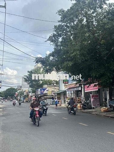 BÁN NHÀ C4 TRẦN THỊ CỜ NGANG 4x20m , ĐANG CHO THUÊ 12tr /tháng .