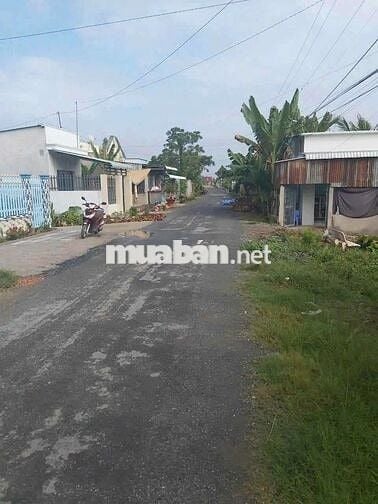 LÔ ĐẤT MẶT TIỀN GIÁ RẺ LÀM NHÀ 2_3 PHÒNG NGỦ OK CÂY XĂNG SỐ 8 Đi VÀO