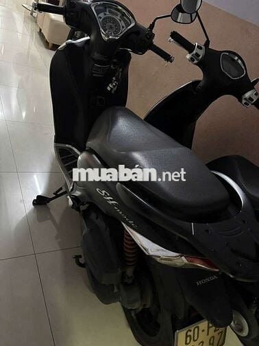 Xe tay ga Honda SH Mode màu đen
