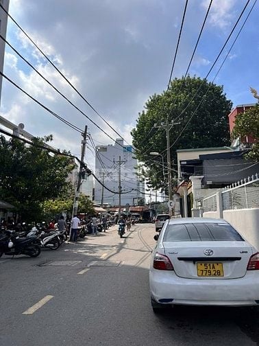 Bán CHDV Trần Bình Trọng, Gò Vấp. Giá 9.8 tỷ