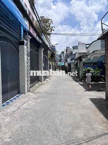 Bán Đất cạnh PMH Huỳnh Tấn Phát, Quận 7,  5mx18m,  KDC, giá nhỉnh 4tỉ