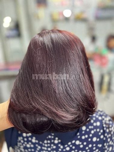 Tuyển nữ thợ phụ gội đầu, làm móng, uốn tóc nữ, tiệm tại Quận 10