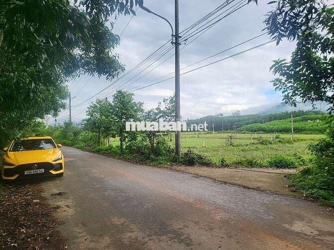 Bán 1 lô đất 2 mặt tiền như hình
