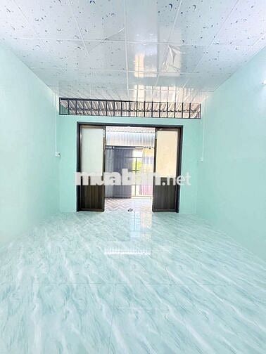 Bán nhà mặt tiền đường Hoàng Quốc Việt