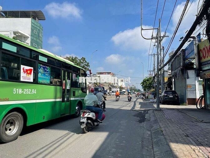 Cho thuê nhà măt tiền hà huy giáp tl q12 giá 12tr dt 200m