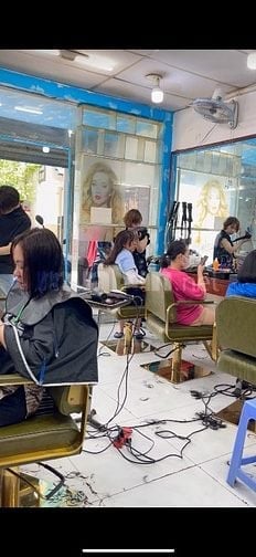 Salon quận 7 tuyển 1 thợ phụ 1 thợ chính 