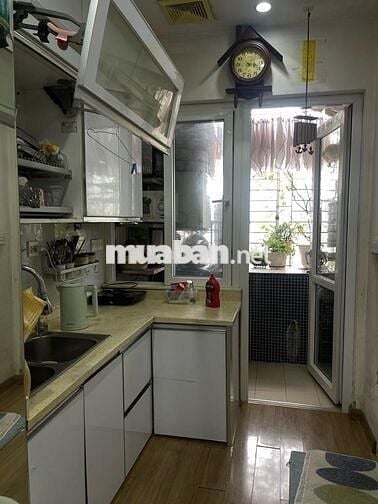 Bán CH toà A6D, Năm Trung Yên,40m2, 2N, 1WC, giá 3.9 tỷ