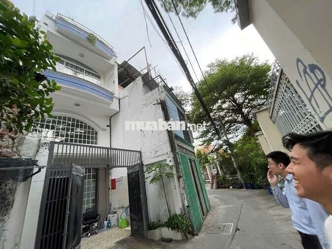NHÀ 3 TẦNG HÀN HẢI NGUYÊN P10 Q11 ( 3,7m x 11m)
