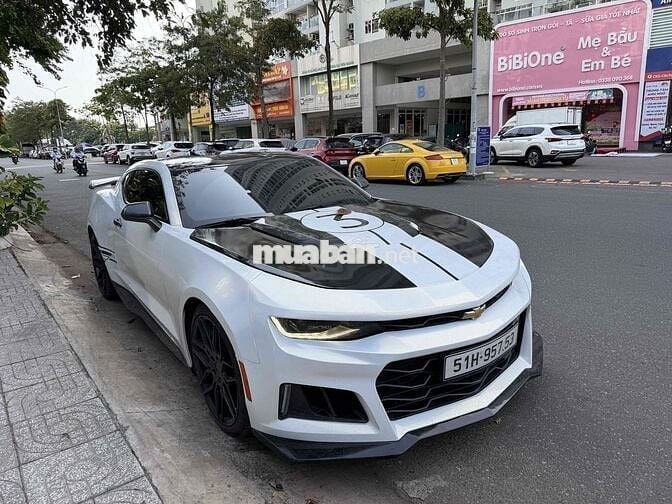 Chevrolet Camaro 2017 Xe thể thao cơ bắp Mỹ