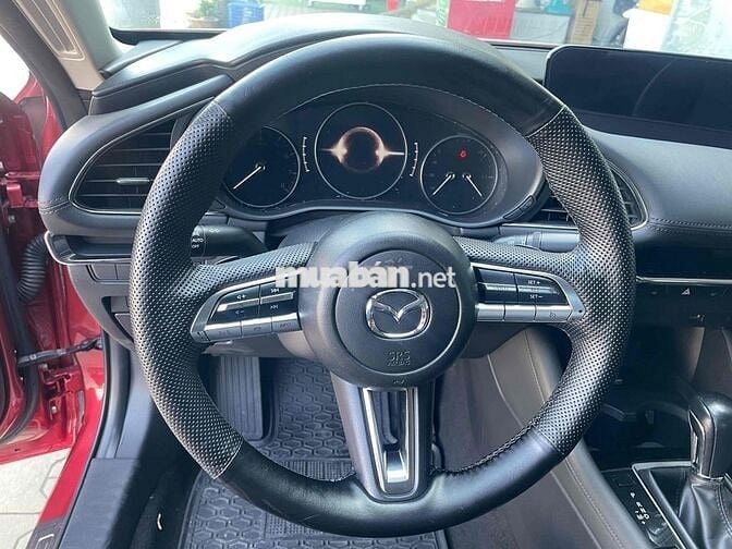 Mazda 3 2020 Sedan 1.5L Luxury - 83000 km