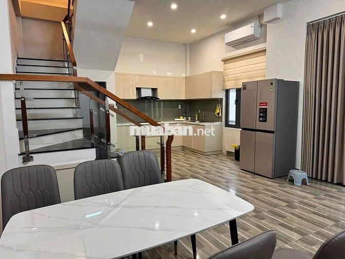 CHO THUÊ NHÀ 3 TẦNG ĐƯỜNG LÊ THANH NGHỊ, HẢI CHÂU  • Diện tích