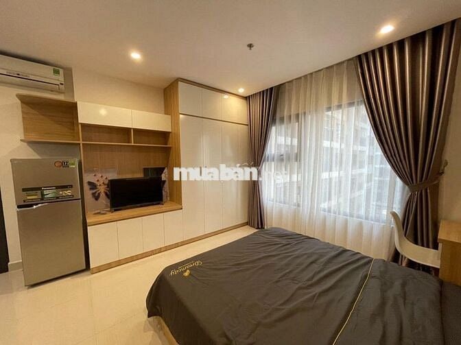 cần bán nhanh căn hộ studio giá 2tỷ400tr diện tích 31m2 tại VHOCP