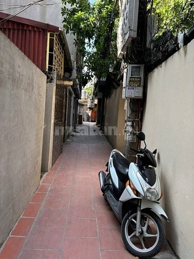 Cho thuê nhà riêng tại ngõ 165 Dương Quảng Hàm, 15 triệu, 30m2, 3PN