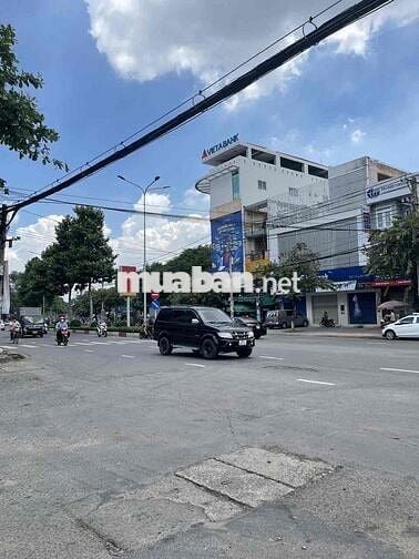 BÁN ĐẤT MẶT TIỀN ĐỒNG KHỞI  DT: 900m2