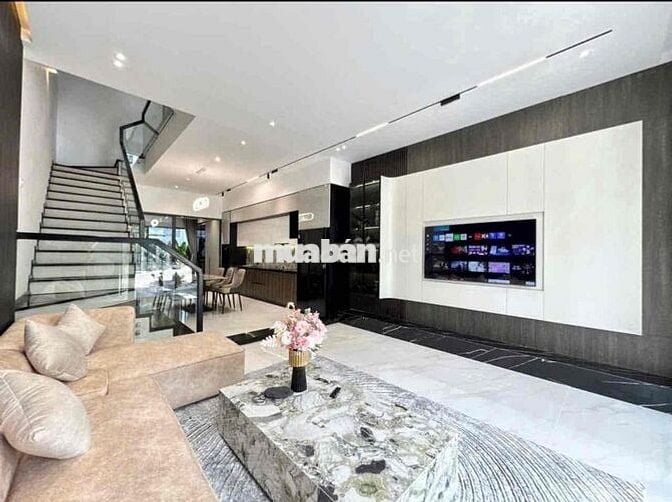 Bán nhà Trần Kim Xuyến Hoà xuân Vip