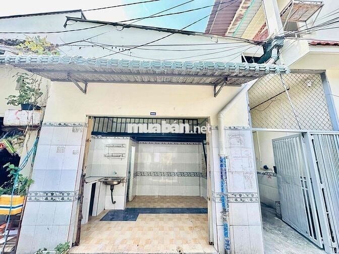 Cho Thuê Kiot 20m2 Ngay chợ Xóm Nghèo Xung Quanh Có Phòng Trọ Cho Thue
