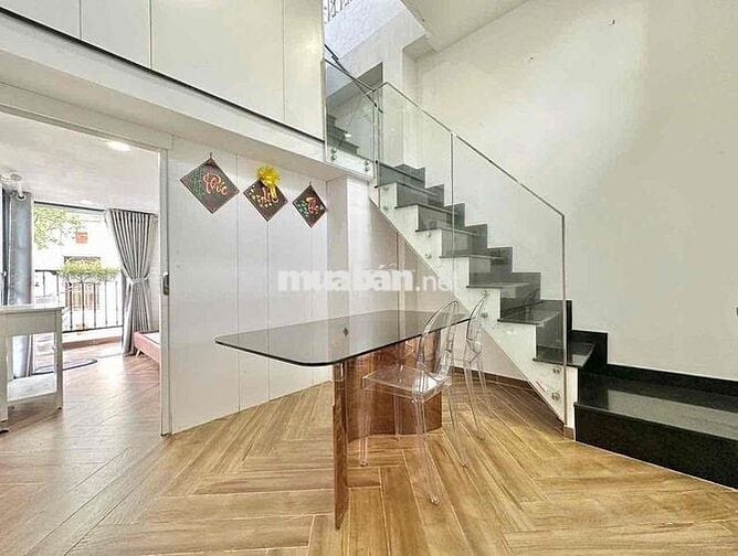 2 PHÒNG NGỦ CÓ GÁC LỬNG 80M2_BAN CÔNG SÂN THƯỢNG_VÕ VĂN TẦN Q3
