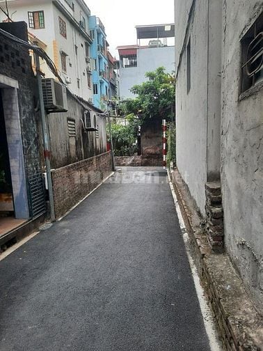 CHO THUÊ NGUYÊN CĂN HỘ GIA ĐÌNH XUÂN ĐỈNH 35M2X3T VỚI 2PN GIÁ 8TR/TH