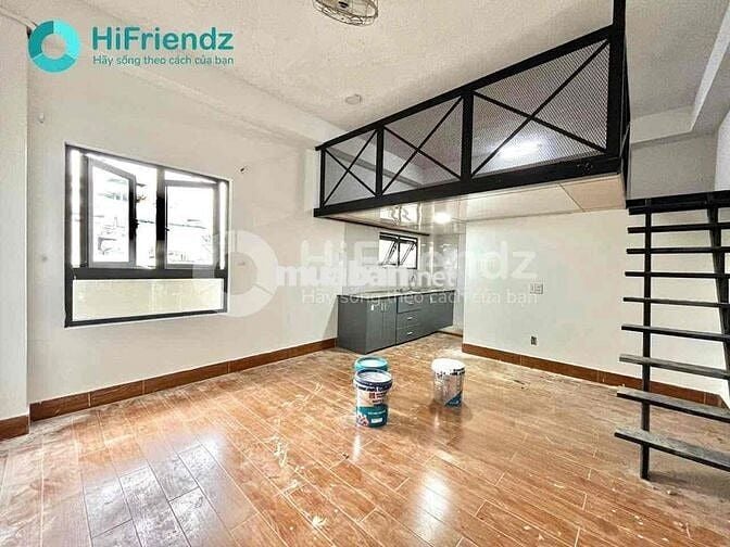 CĂN HỘ DUPLEX CỬA SỔ DIỆN TÍCH SIÊU RỘNG, GÁC CAO CÓ THANG MÁY