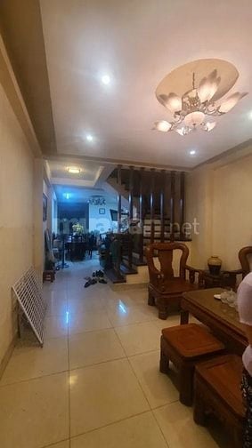 Bán nhà đẹp ngõ 67 Nguyễn Văn Cừ 63m2x 5 T,ngõ 4 m . Giá 11 tỷ.
