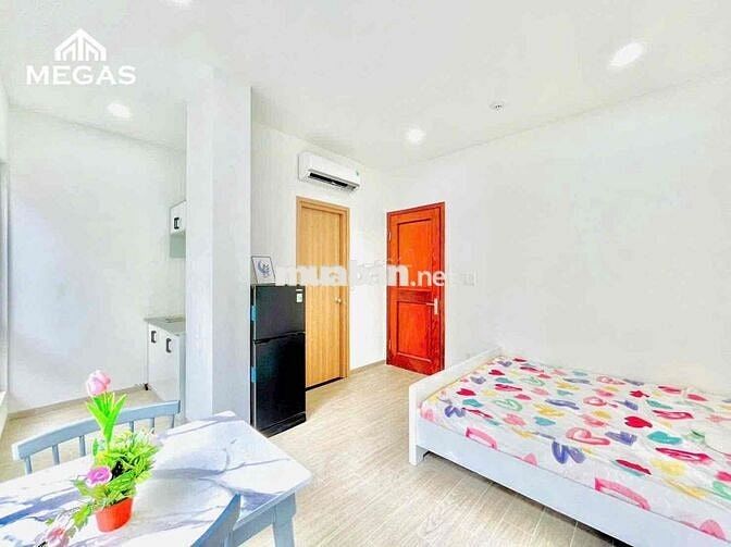 CHO THUÊ STUDIO BAN CÔNG GẦN CẦU ÔNG LÃNH THÁNG 10/2025