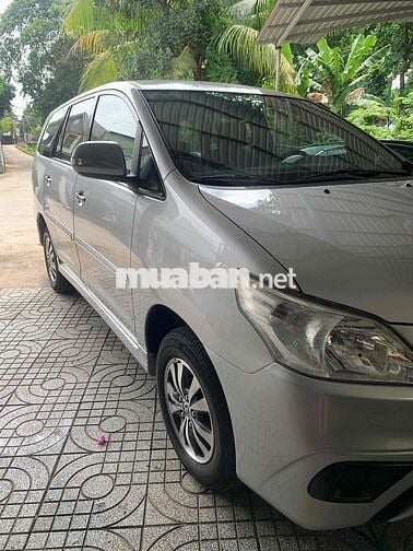 Toyota Innova 2016 2.0E - 175 km