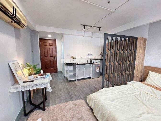 cho thuê phòng trống sẵn đủ nội thất ngay trung tâm Q1 gần cầu Kiệu