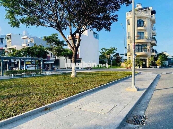 Bán Lô Đất Đẹp Đối Diện Công Viên VCN Phước Long 2 Nha Trang