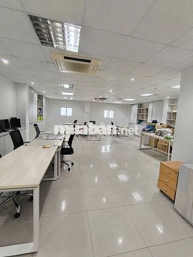 NGUYÊN CĂN MẶT TIỀN ÂU CƠ ,DT 6X30M TRỆT 4 LẦU 7 PHÒNG