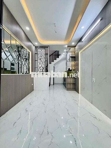 ĐỘI CẤN 6 TỶ - 5 TẦNG MỚI ĐẸP - TRUNG TÂM BA ĐÌNH - GẦN LĂNG BÁC - HỒ