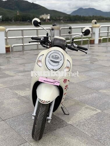 scoopy 2023 - trắng - đki 02/2024 odo 3200km