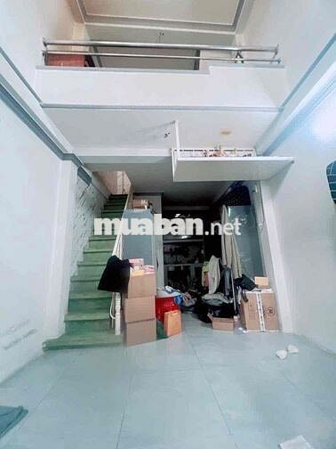 - BÁN NHÀ Q4 KÈO THƠM KHU HAI MƯƠI THƯỚT HẺM TRUỚC NHÀ 4M