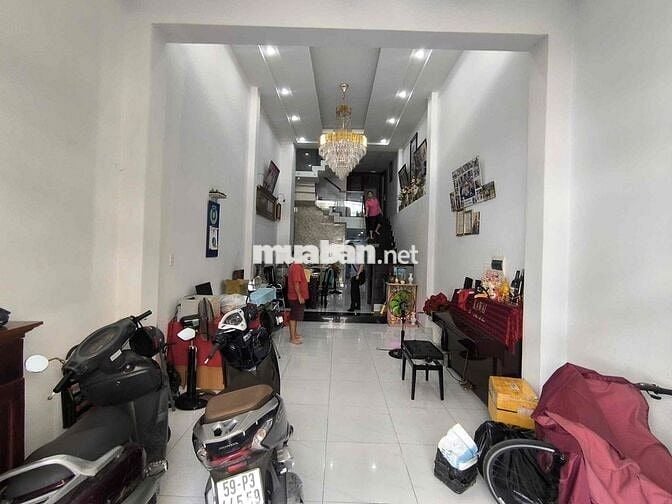 SIÊU RẺ - VĂN PHÒNG BÀU CÁT - 4 x 17 - TRỆT LỬNG LẦU THANG MÁY
