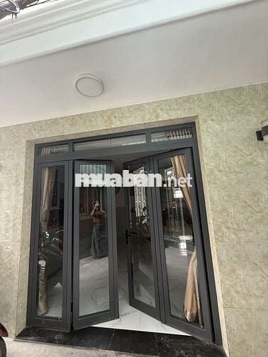 Nhà 46m2, 2 tầng, nhỉnh 3 tỷ, đường chuyên dùng 9, Phú Thuận, Quận 7.