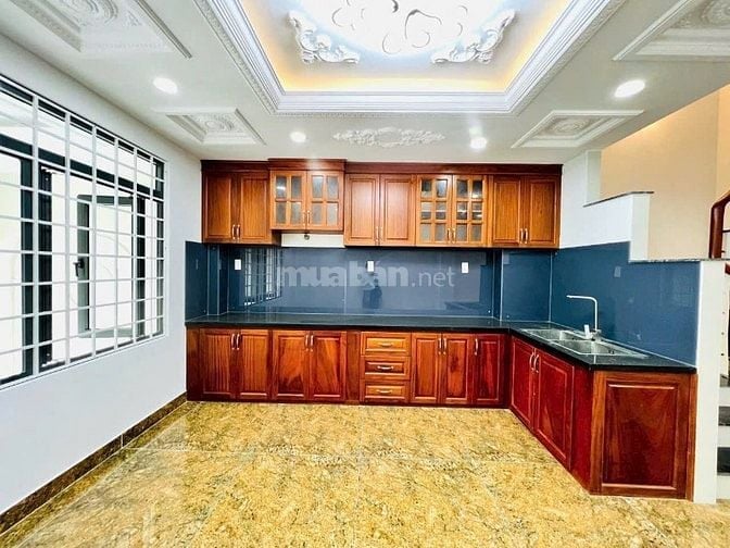 Bán nhà mặt đường ô tô thông thoáng , p Bình Trưng Đông , Quận 2 cũ 