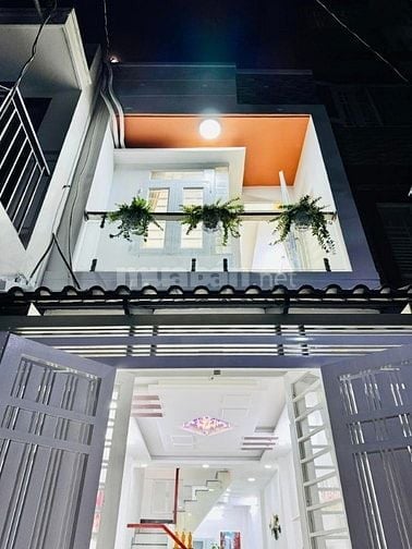 Bán căn nhà nhỏ xinh ngay Điện Biên Phủ – Quận 10 55m2 giá chỉ 4 tỷ8