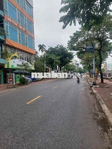 💥 💥💥SIÊU PHẨM MẶT PHỐ KIM GIANG – VỈA HÈ RỘNG – THANG MÁY – NHÀ MỚI