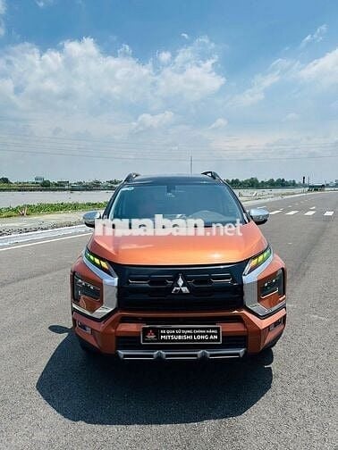 Mitsubishi Xpander Cross 2023 -  Đen/Cam