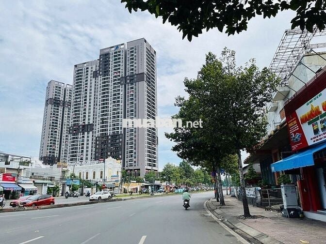 ĐẤT GÓC 2 MẶT TIỀN KD SẦM UẤT XÂY DỰNG TỰ DO NGAY PHẠM VĂN ĐỒNG