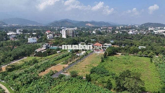 Bán Lô đất TĐC Vai Réo Hòa Lạc hơn 100m2 cạnh khu CNC, 40tr/1m2