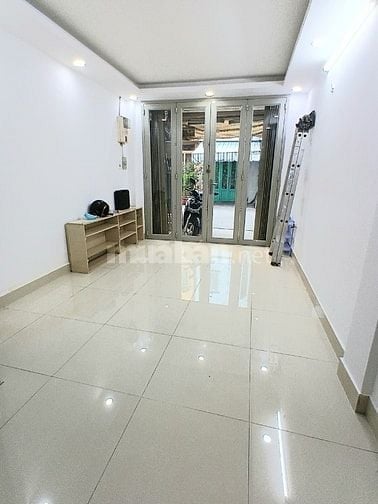 Cho thuê nhà tiện KD, để ở và mở VP Công ty cách Q1 vài bước chân