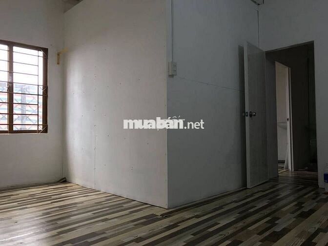 Phòng trọ nữ khu trung tâm quận 10 cũ.