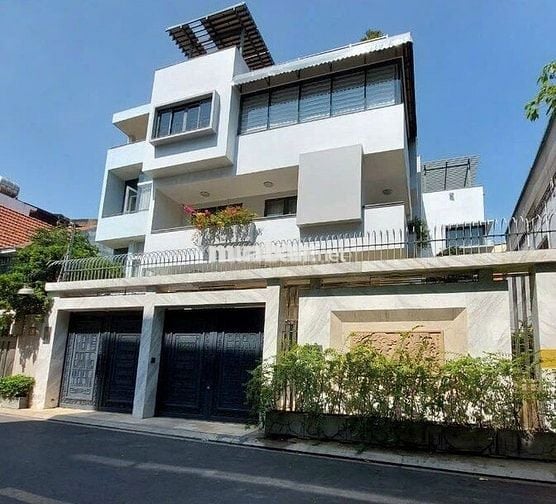 🏡 CHO THUÊ BIỆT THỰ MT NGUYỄN MINH HOÀNG_10X20M, TRỆT 3 LẦU, GARA Ô TÔ