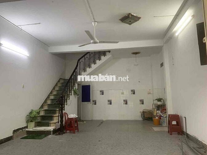 Cho thuê nhà mặt tiền Nguyễn Cảnh Chân , p Cầu Kho , Q1