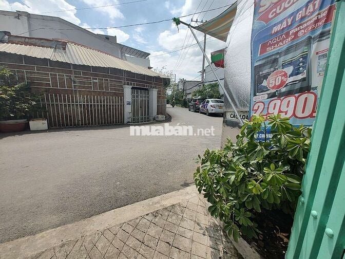 Nhà to giá rẻ Lê Văn Lương - Nhà Bè