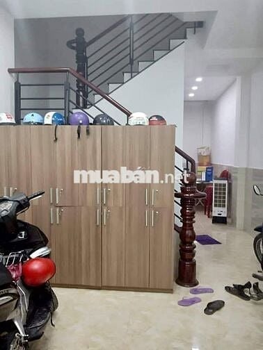 Nhà hẻm Nguyễn Phúc Chu. P.15. Tân Bình 4.2x13.5m; 3PN 3WC; 14tr (TL)