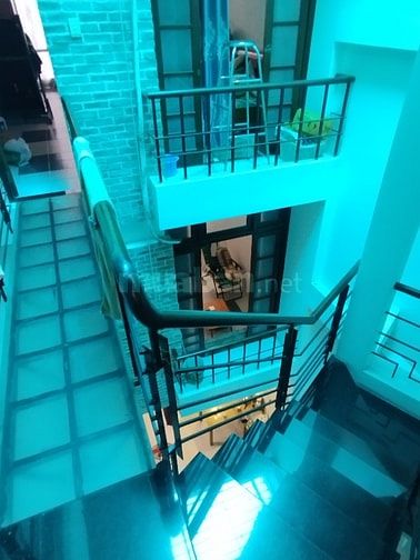 Nhà 4 lầu 4x20m đường nội khu Cao Lỗ phường 4 quận 8 